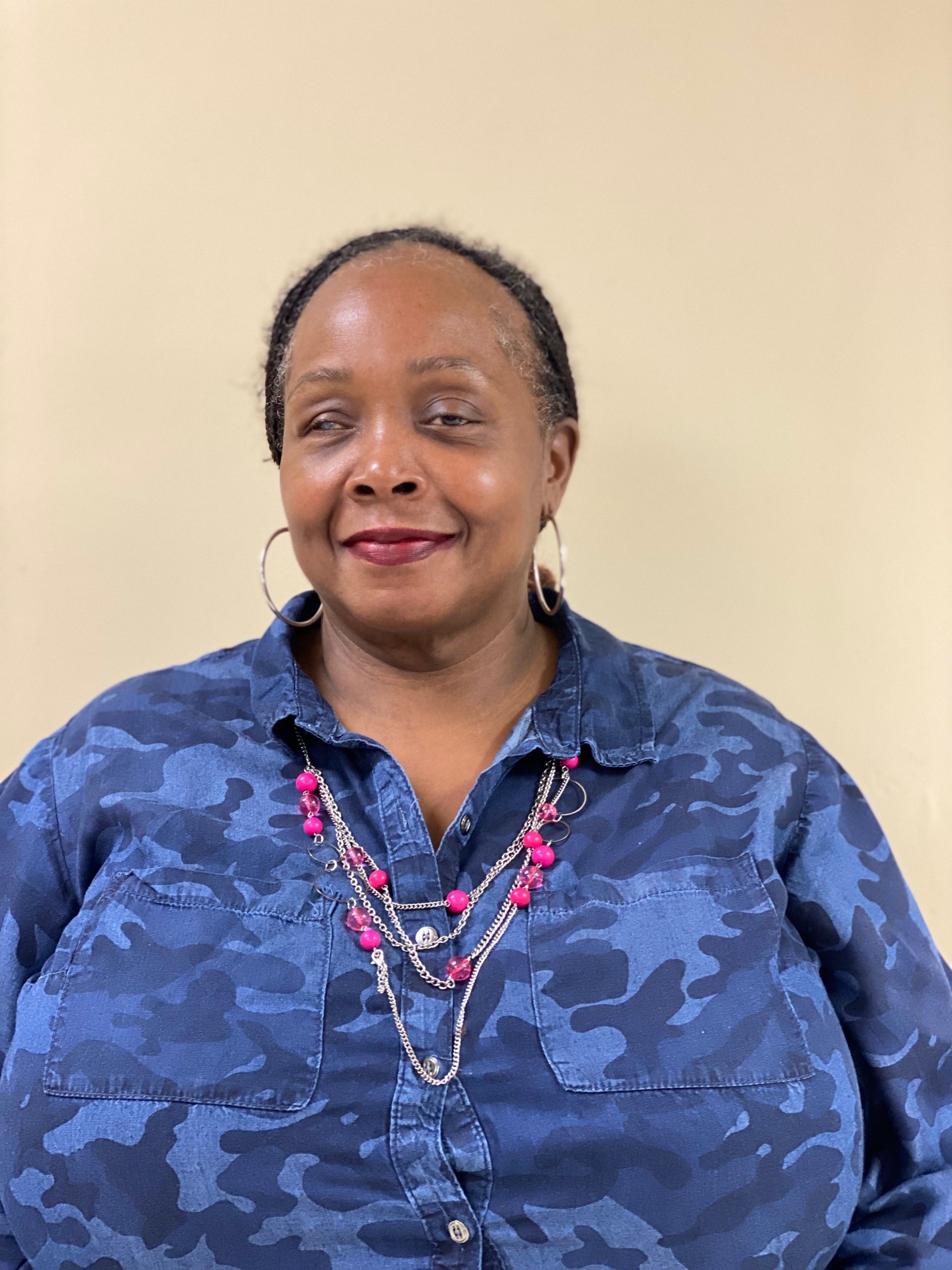 Photo of Gladys, a longtime Lions Services sewing team member living with glaucoma and retinal detachment